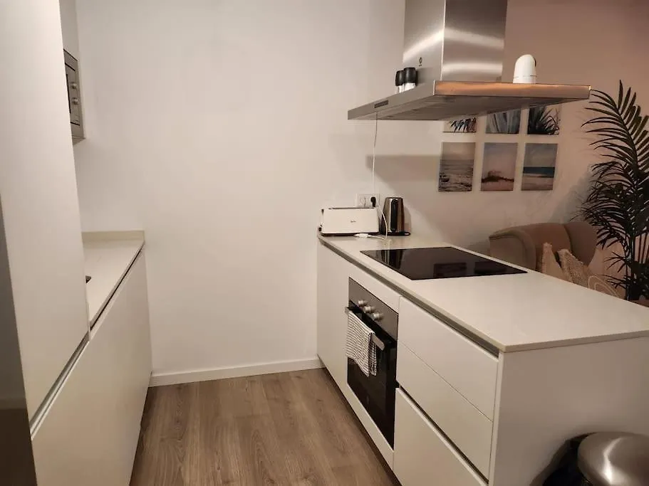 2 Bed Luxury Apt In Estepona, Parking & Pools Apartment Estepona